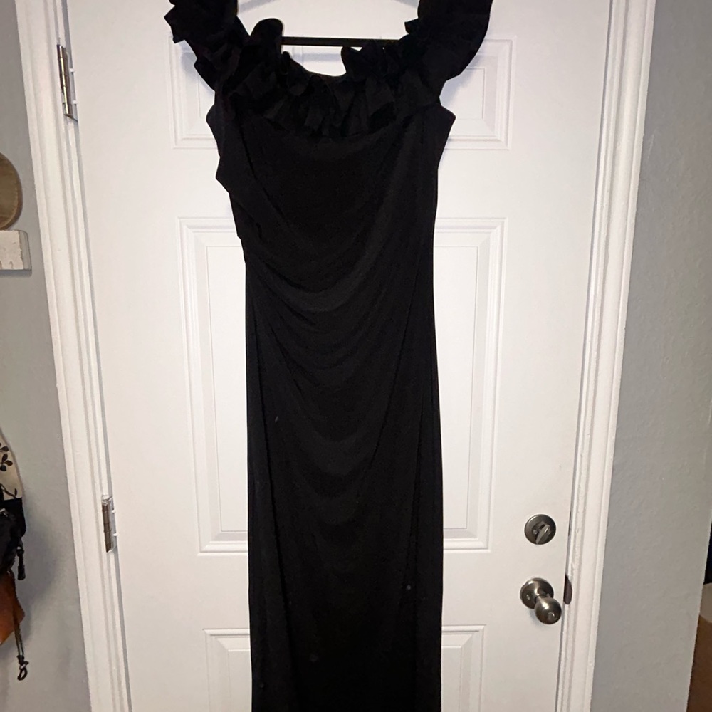 Elegant Black Ruffled Full Length Dress View 3